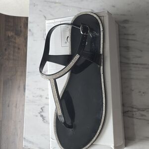 Elegant Black Sandals with Rhinestone Detailing